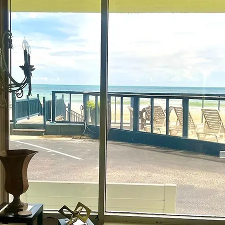 Ocean Breeze - Ocean Front At Symphony Beach Club!